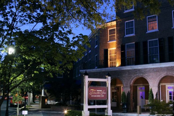 Tidewater Inn (Easton)